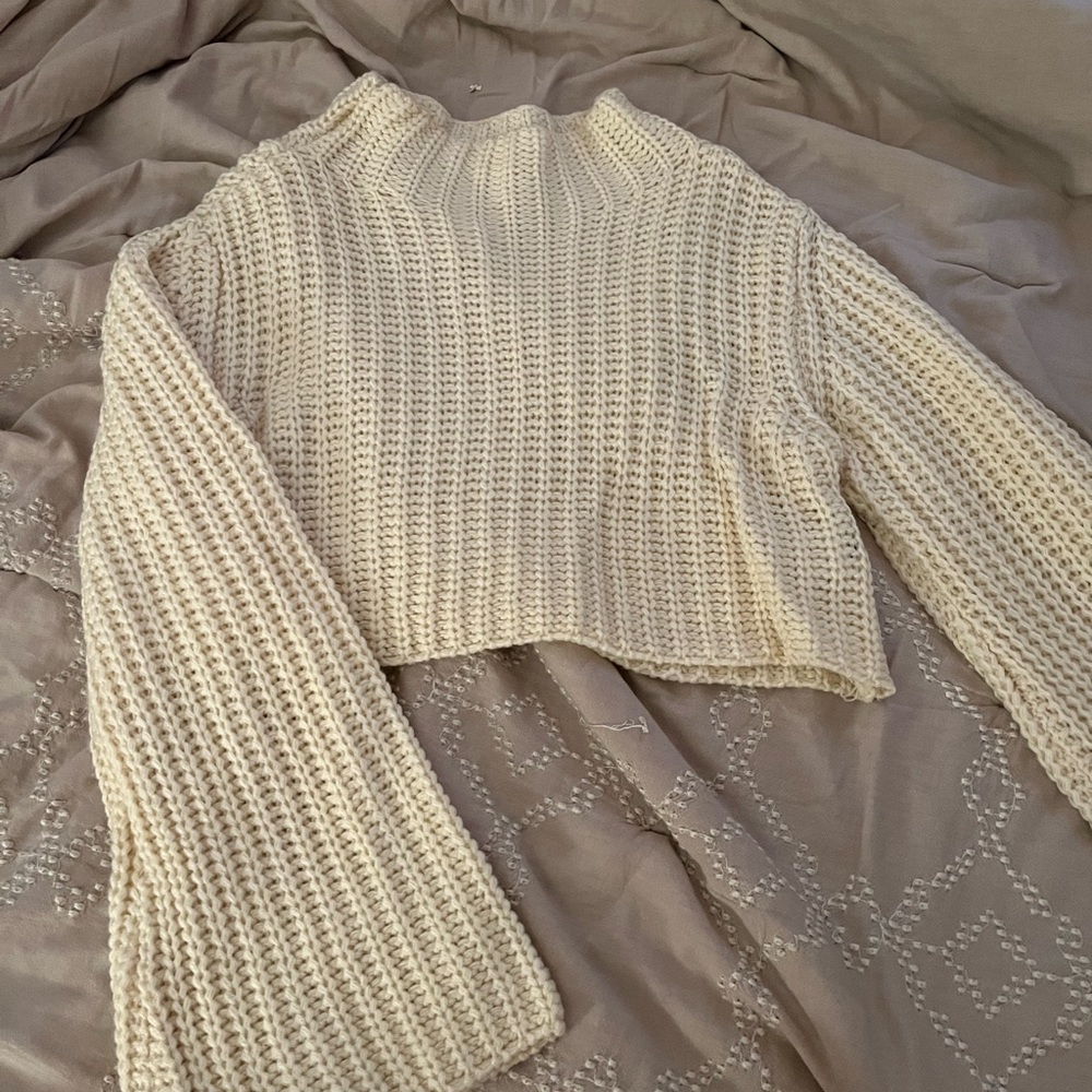 Cropped knit sweater